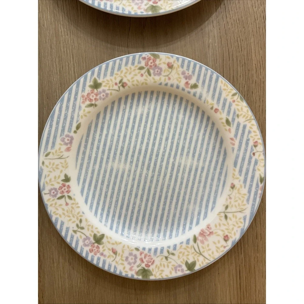 Guess Home Collection Decoupage Salad Plate Lot Of 4 8